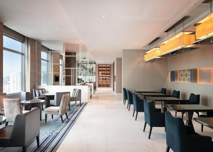 Hotel Radisson Blu Plaza 5*