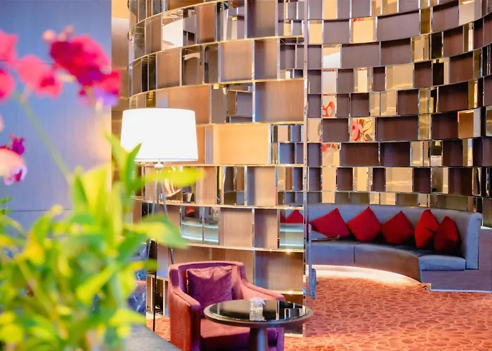 Radisson Blu Plaza Hotel 5*