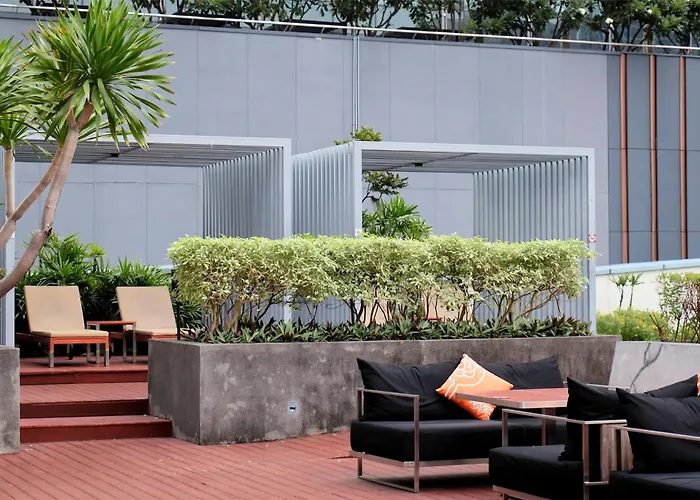 Radisson Blu Plaza Hotel 5*